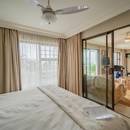 On The Beach Guesthouse Jeffreys Bay Εξωτερικό φωτογραφία