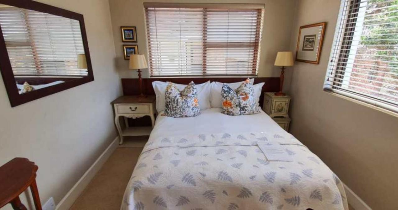 On The Beach Guesthouse Jeffreys Bay Εξωτερικό φωτογραφία