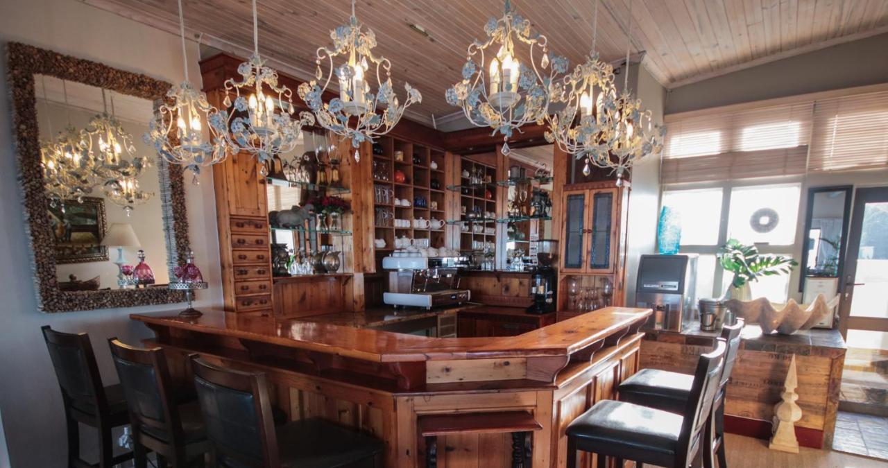 On The Beach Guesthouse Jeffreys Bay Εξωτερικό φωτογραφία