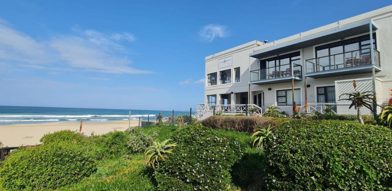 On The Beach Guesthouse Jeffreys Bay Εξωτερικό φωτογραφία