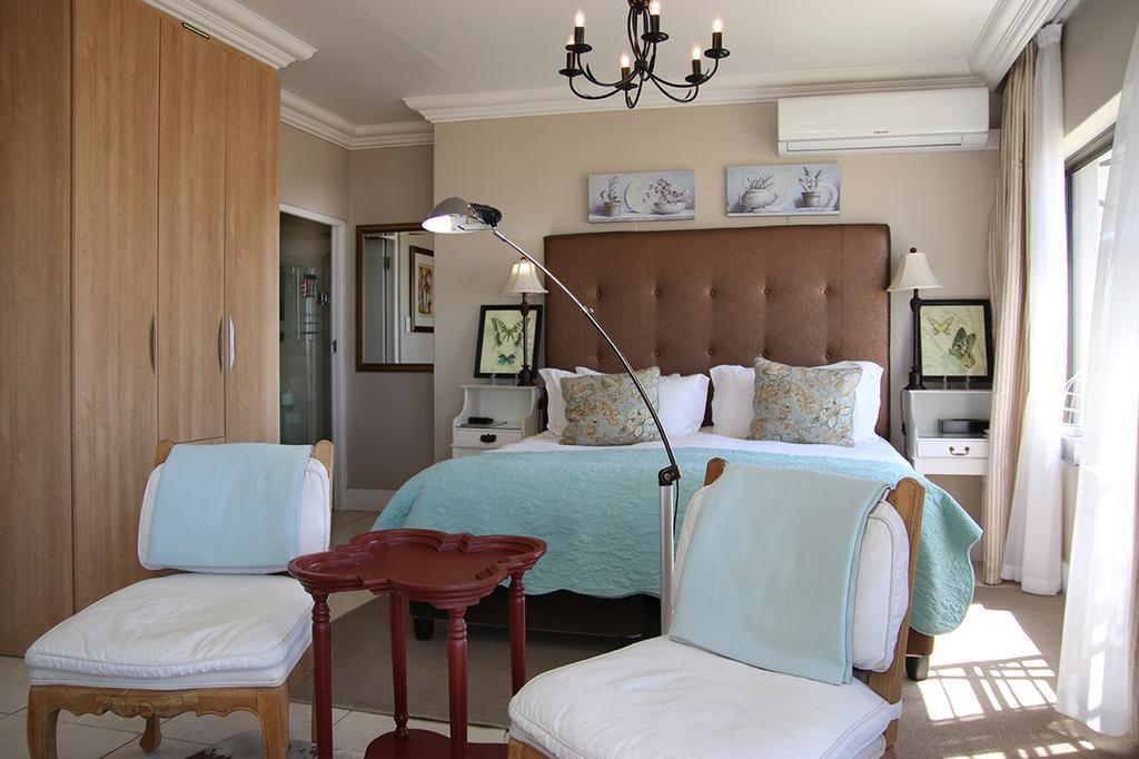 On The Beach Guesthouse Jeffreys Bay Εξωτερικό φωτογραφία